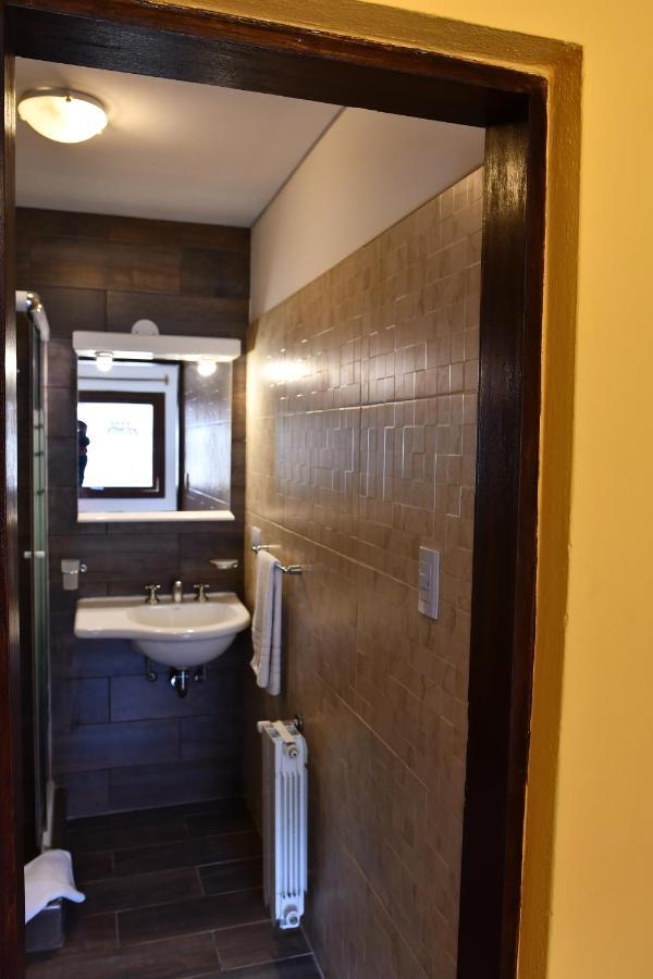 Rancho Grande Hostel Ел Чалтен Екстериор снимка